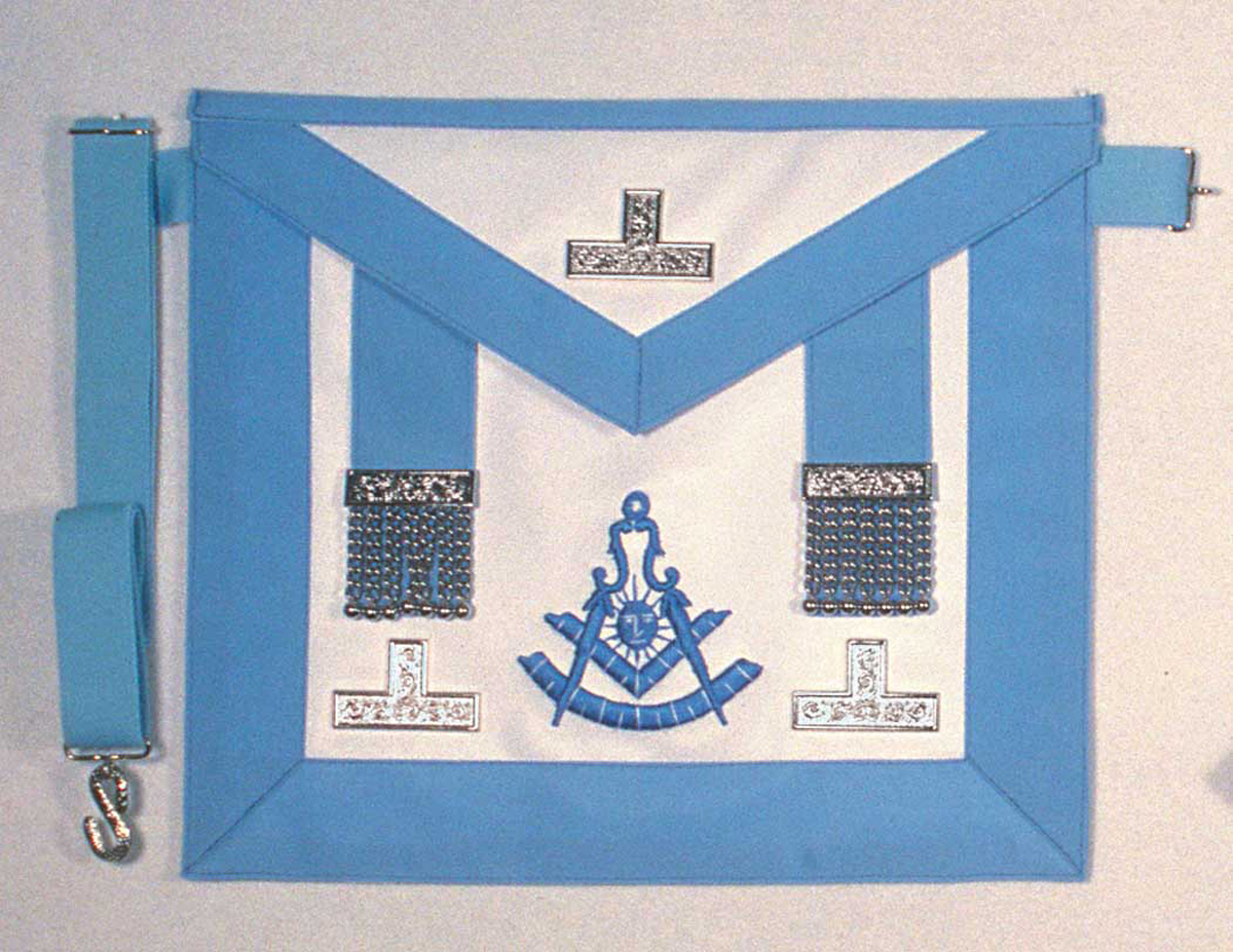Massachusetts's Past Master Apron with Metal side tabs & Taus