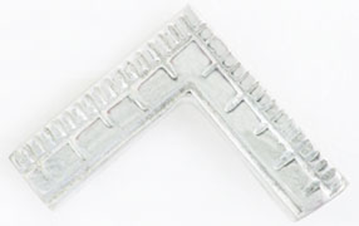 Master's Square Lapel button in 14K WG