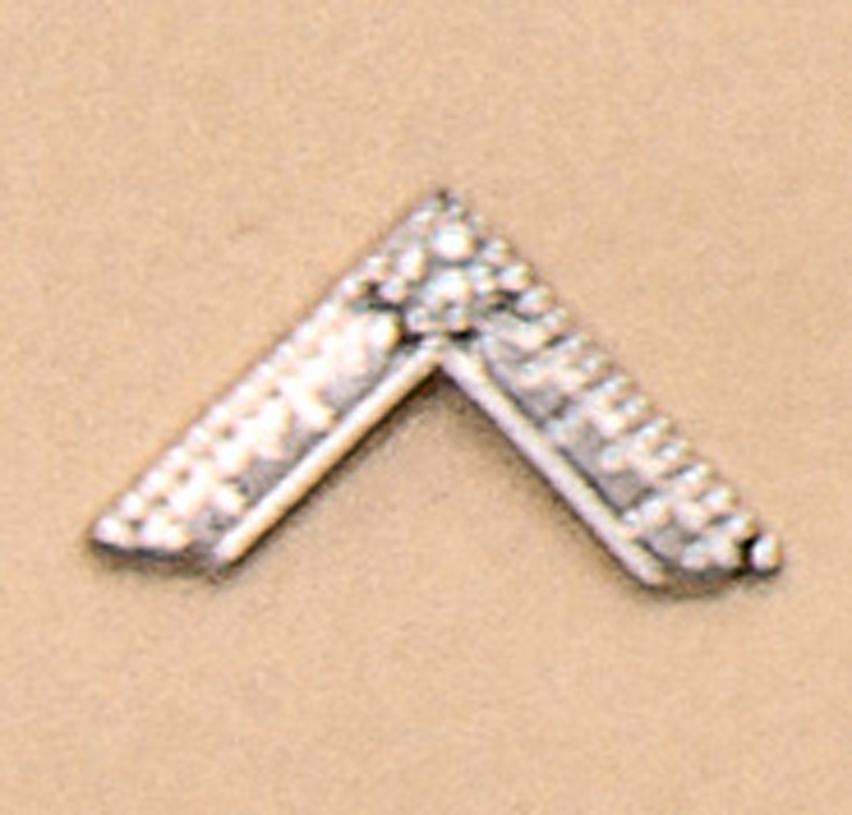 Master's Square Lapel button in 14K WG with diamond