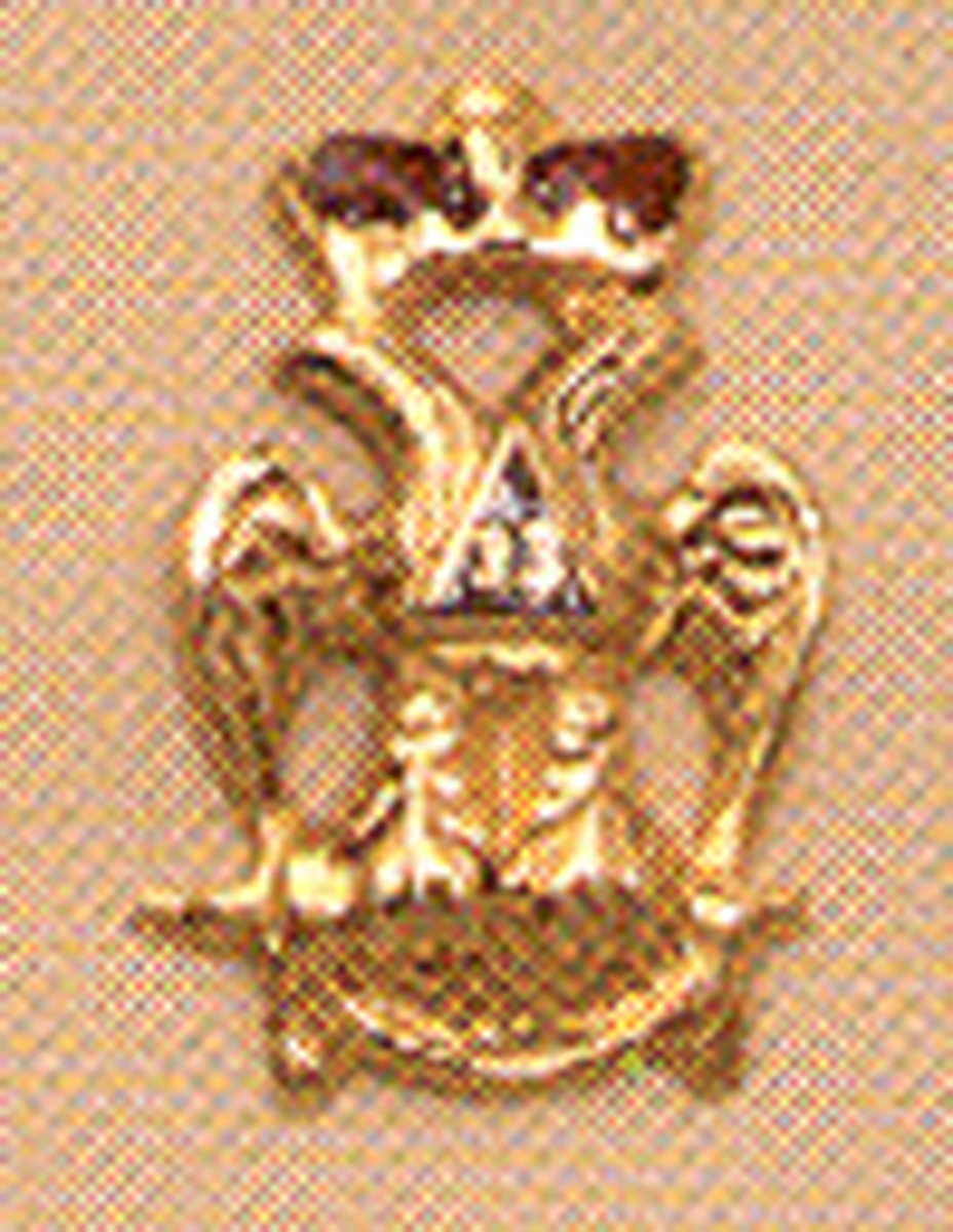 10K gold 33 Degree Button