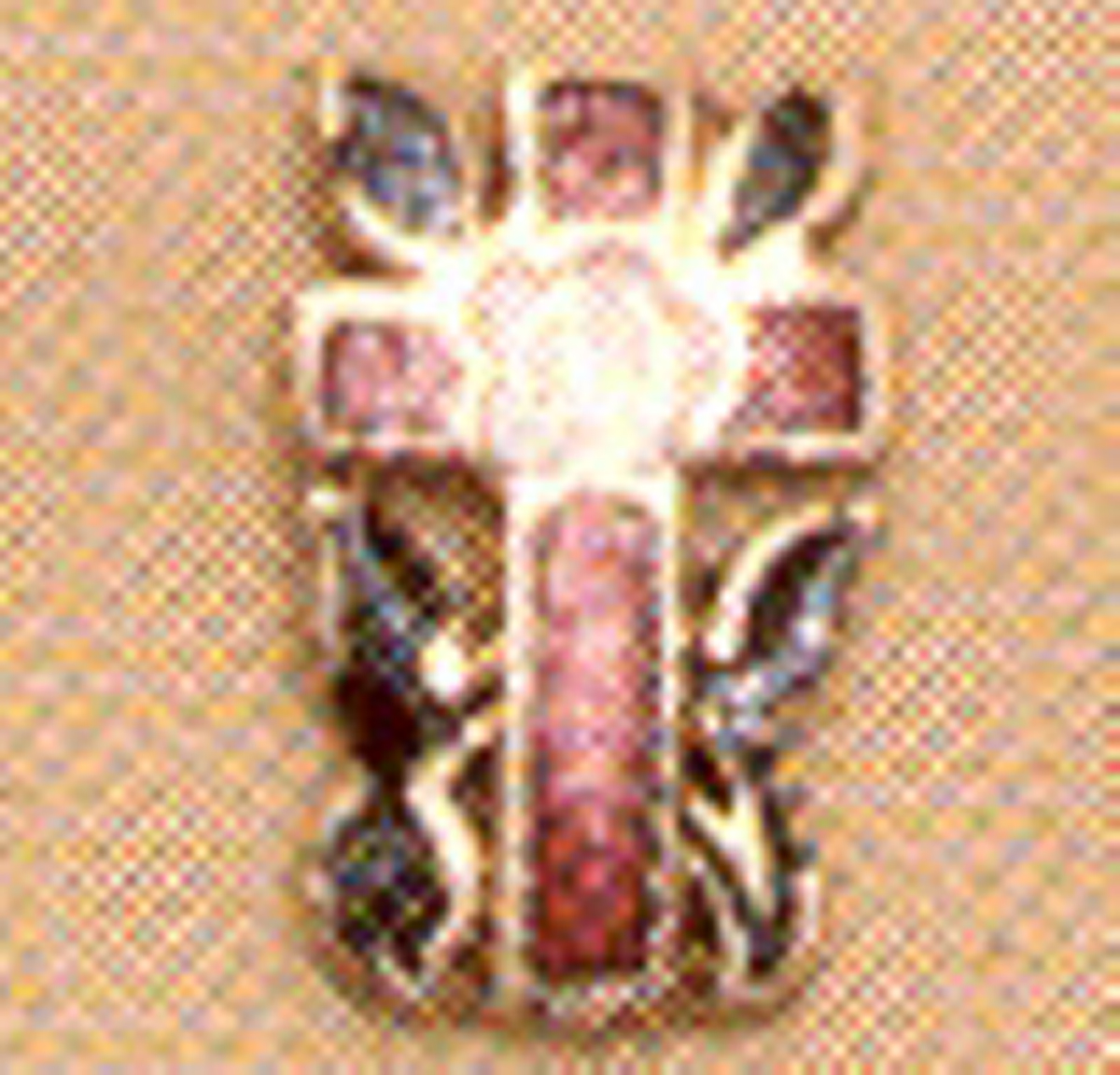 14kyg Red and Green Enamel Rose Croix Button