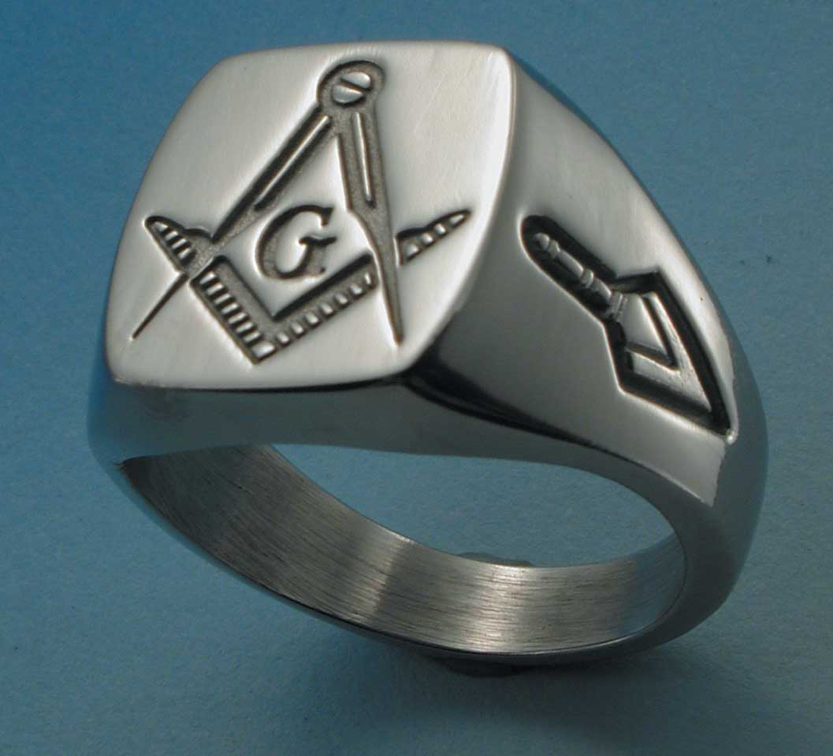 Classic Signet Style Masonic Ring