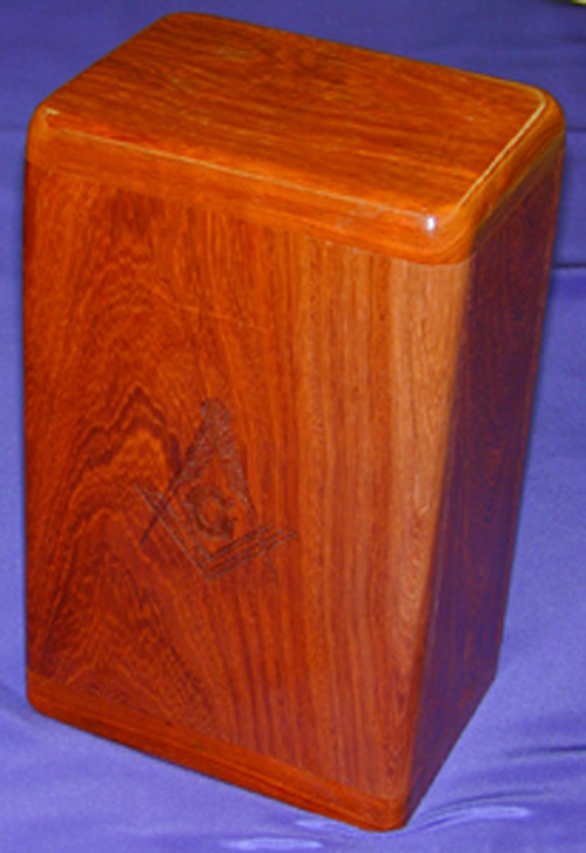 Masonic Funeral URN padauk wood with/name 