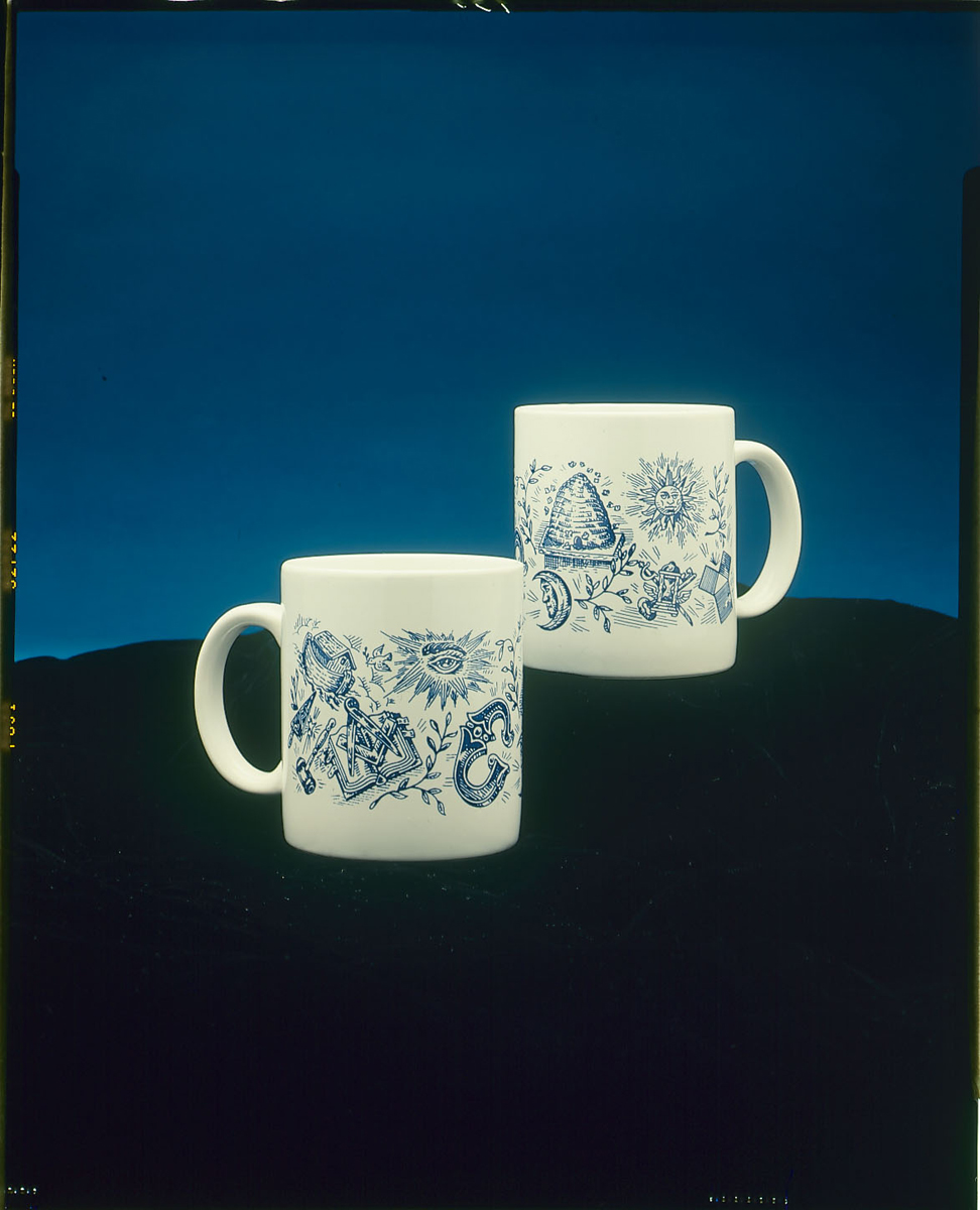 Masonic ceramic mug-White with Blue disign