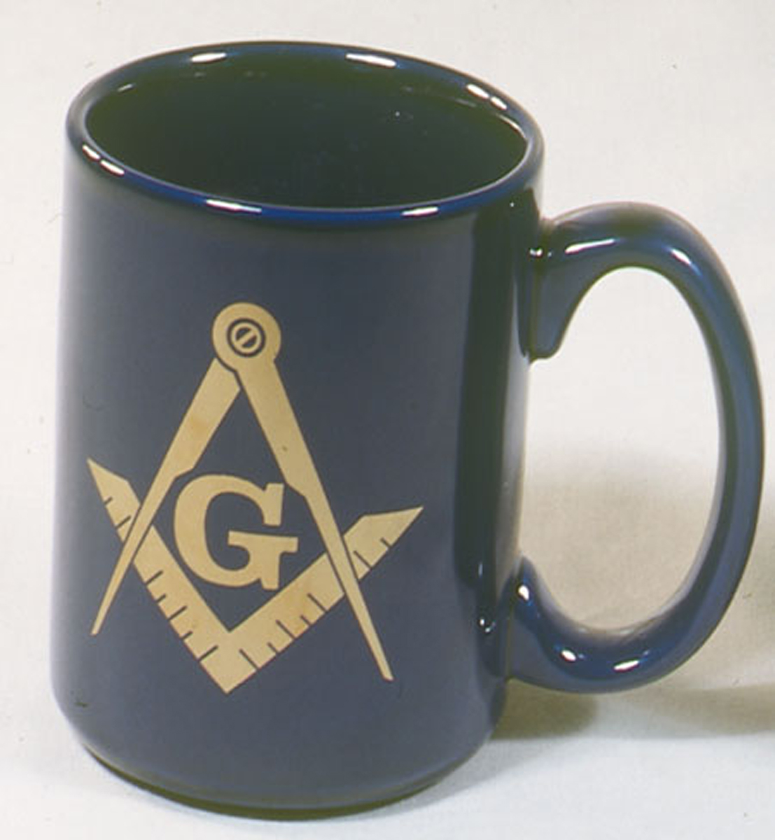 Masonic 15oz Mug with micro gold emblem