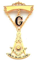 Past Master Swinger Jewel.10K YG. One curved bar with hanging G with Square & Compass, Quadrant & Sun.