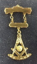 Past Master Swinger Jewel. Gold Filled. Two bars with Square & Compass, Quadrant & Sun.