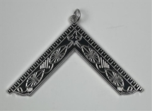 Small Worshipful Master Jewel- Silver tone- Sold AS IS